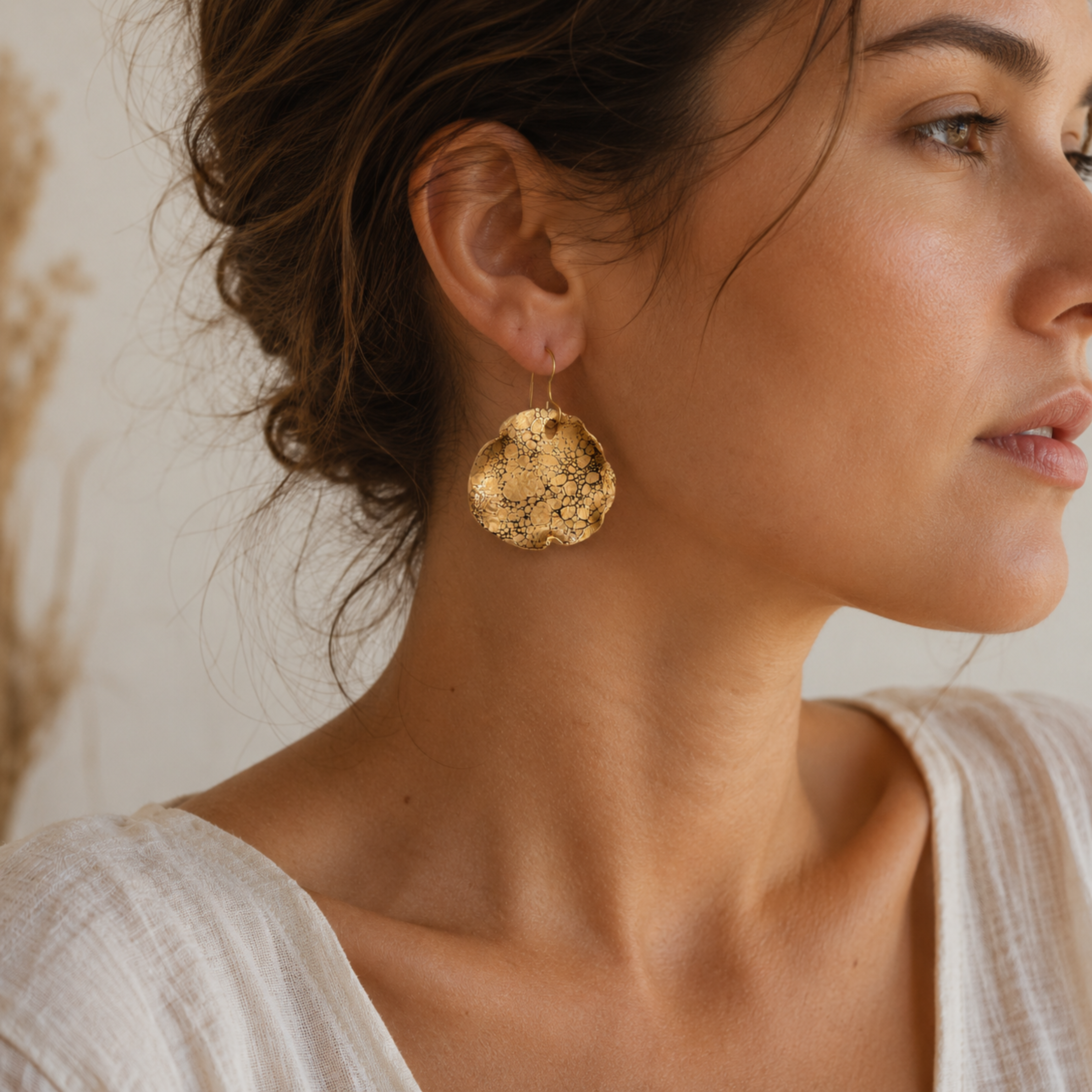 porcelain earrings gold decorated